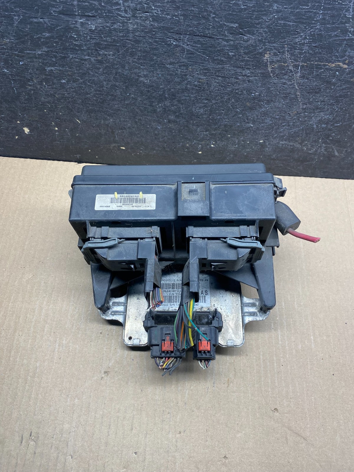 2004 2005 2006 Dodge Durango Fusebox Fuse Box Relay Module AI4952 DG0