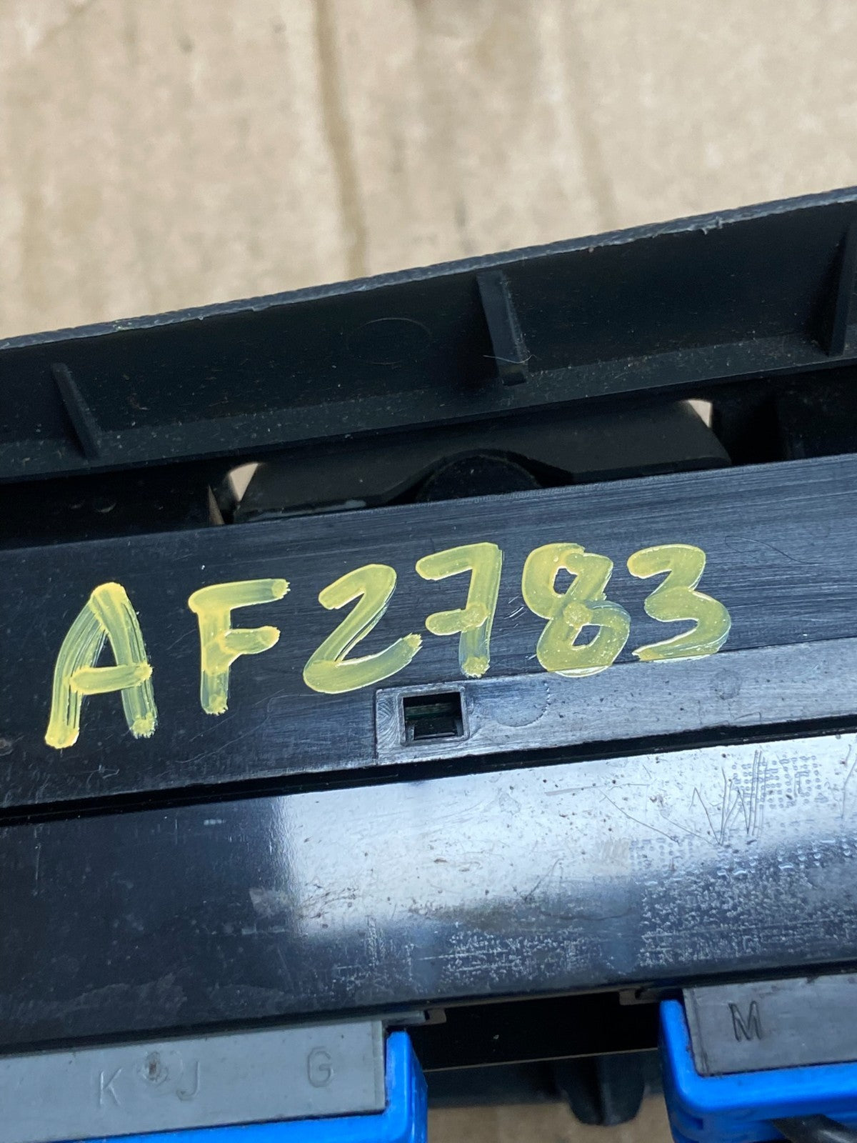 2000 to 2002 Tahoe Yukon Suburban Silverado Master Power Window Switch af2783 DG5