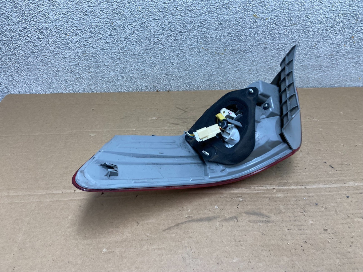 2010-2011 Toyota Camry Hybrid LED Left Driver LH Tail Light Oem AB4587 DW4