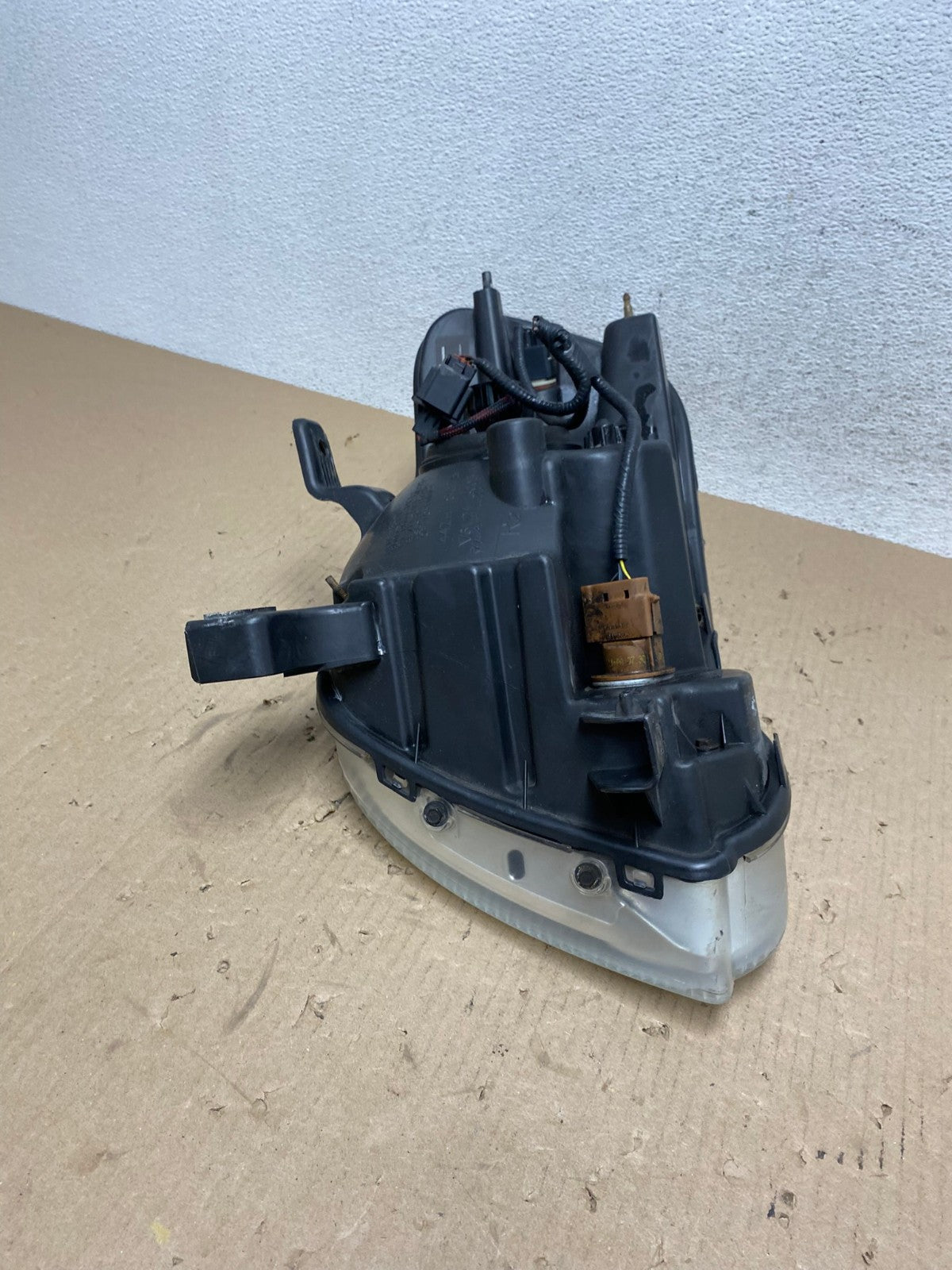 2006 to 2010 Ford Explorer Right Passenger Side Headlight AE8804 LK9