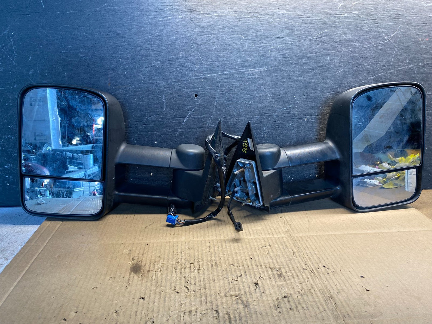 1999-2006 Chevrolet Silverado Sierra Left+Right Set Tow Door Mirror AA7451 MS4