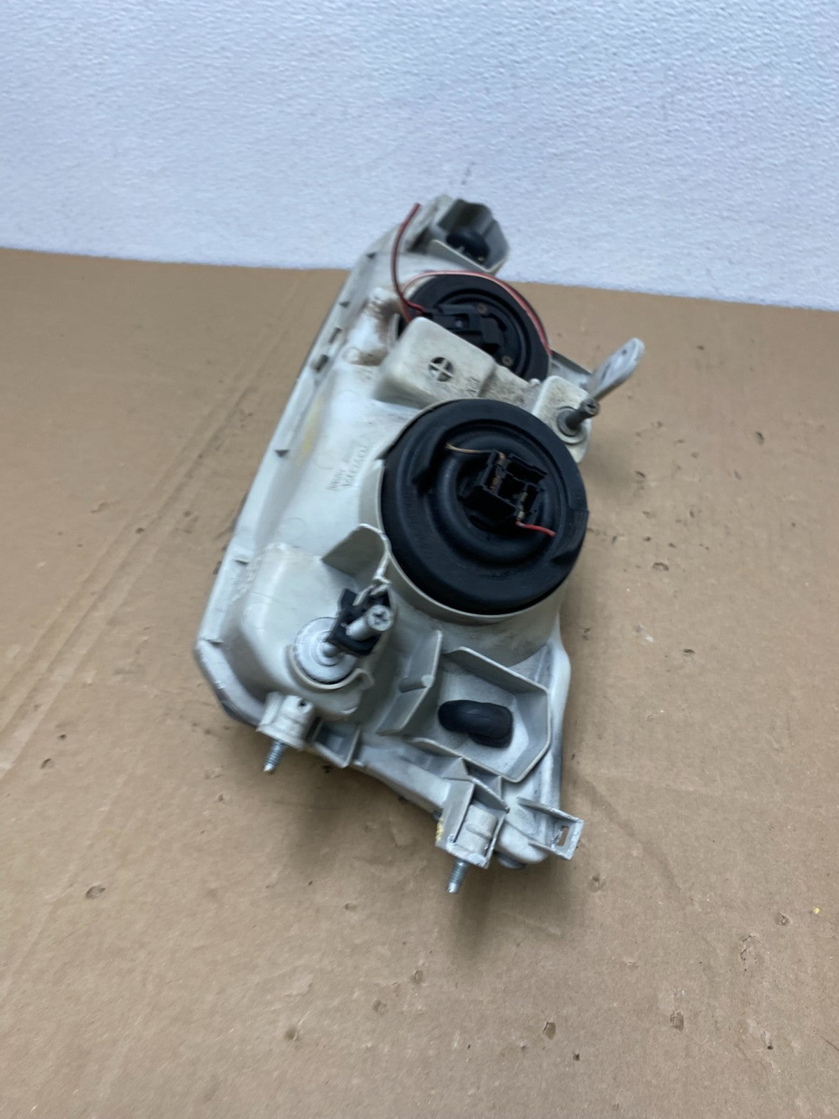 1997-2001 Lexus Es300 Right Passenger RH Headlight Halogen Oem AB6862 DW5