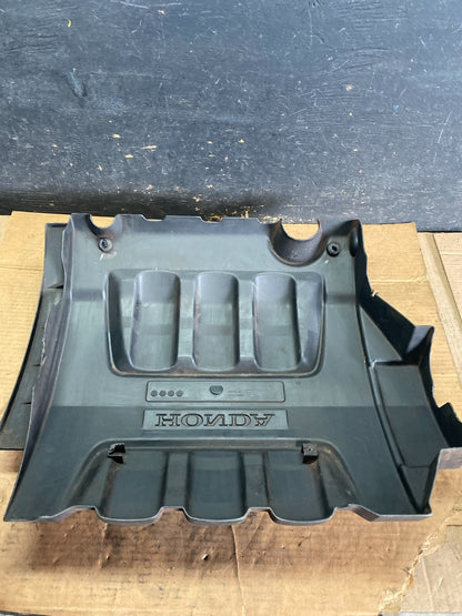 2005 to 2007 Honda Odyssey Black Engine Cover OEM Q8513 DG4
