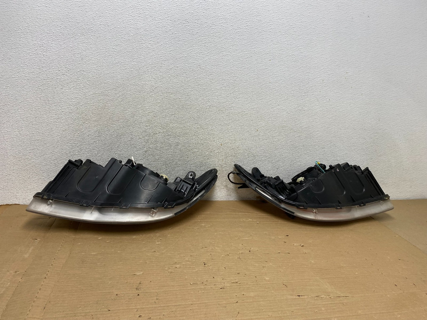 2007 2008 2009 2010 Hyundai Elantra Left+Right Side Headlights AG8148 DW8