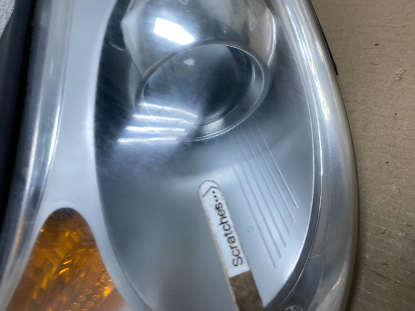 2007 to 2012 Hyundai Veracruz Left Driver LH Headlight Halogen AE7027 DW3