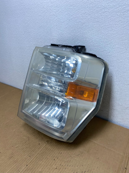2008-2014 Ford Econoline E150 E250 E350 Left Driver LH Headlight AD0825 DW1