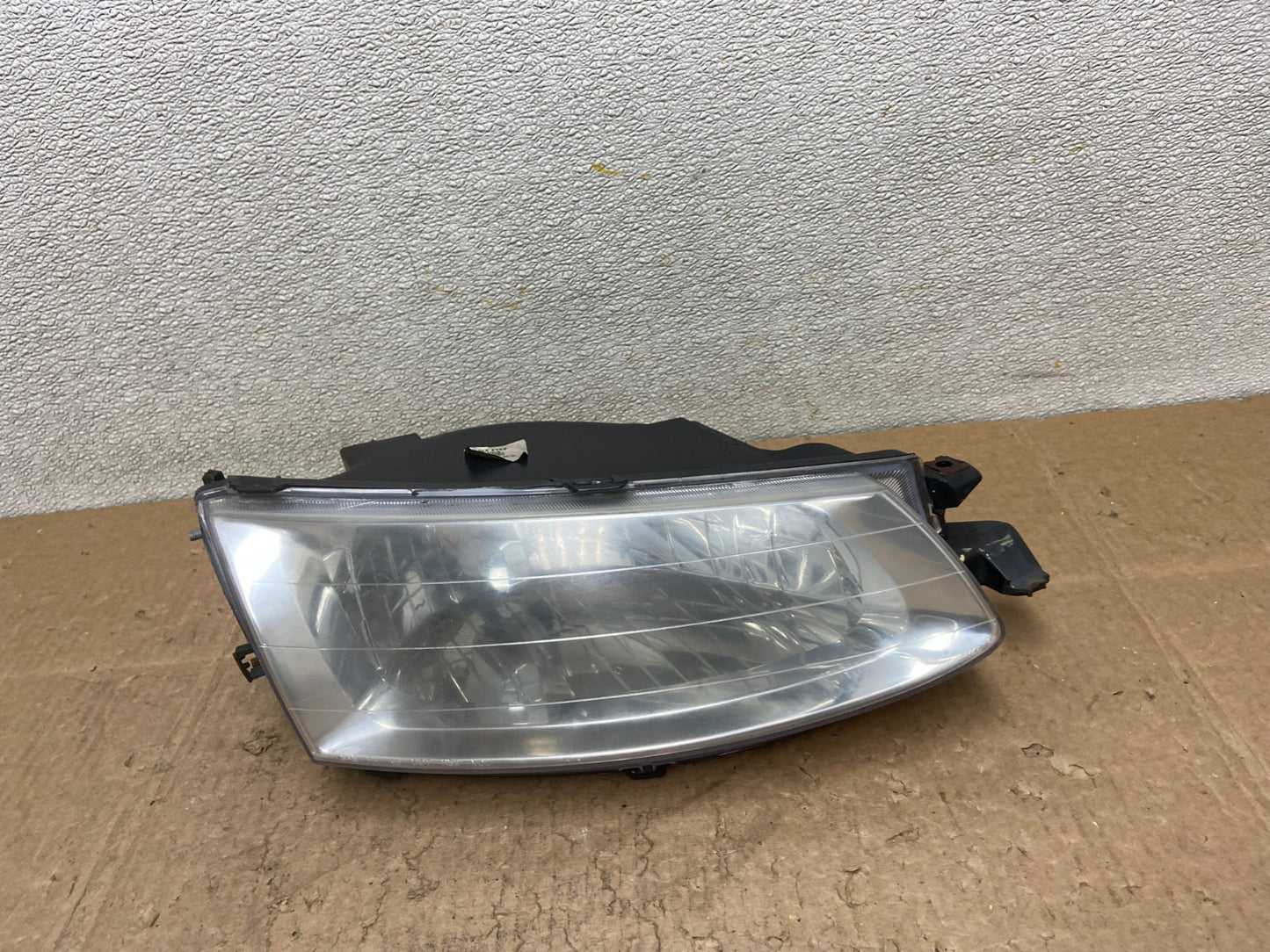 1999-2001 Toyota Solara Right Passenger RH Halogen Headlight Z1015 DW0
