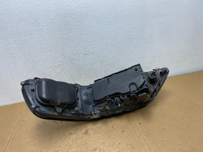 2005 to 2011 Lincoln Town Car Right Passenger Rh Side Headlight AD3236 DW6