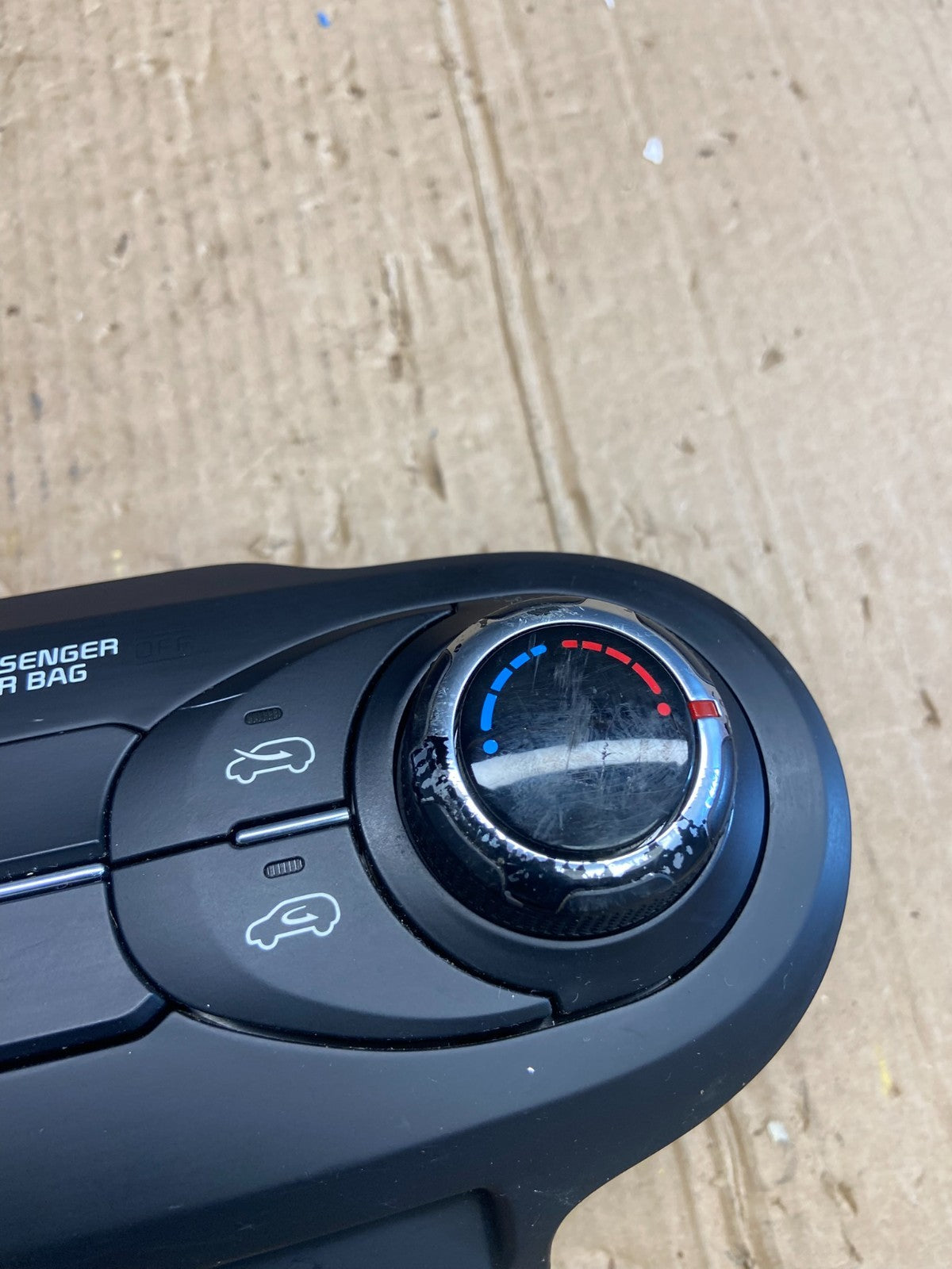 2016 to 2018 Kia Sorento Temperature AC Climate Control 97250-C5XXX AE4115 DG1