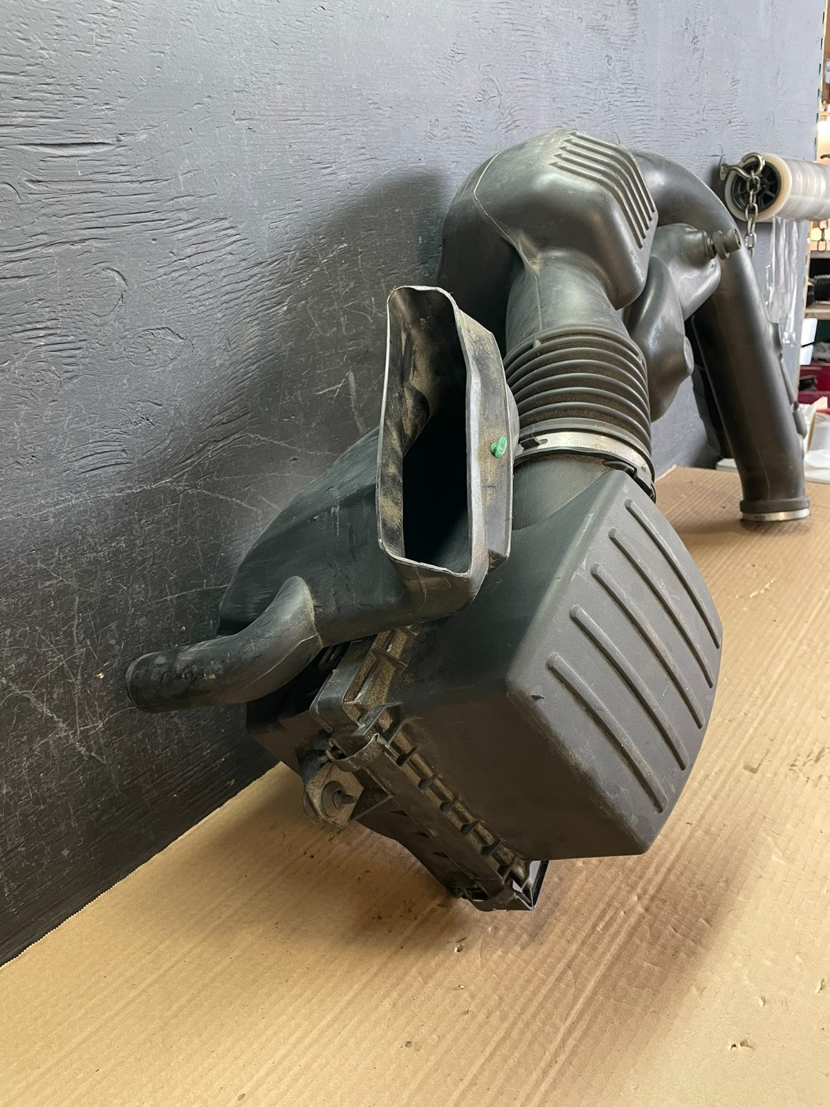 2011-2013 Grand Cherokee Dodge Durango 3.6L Resonator Air Intake Tube AF3433 DG1