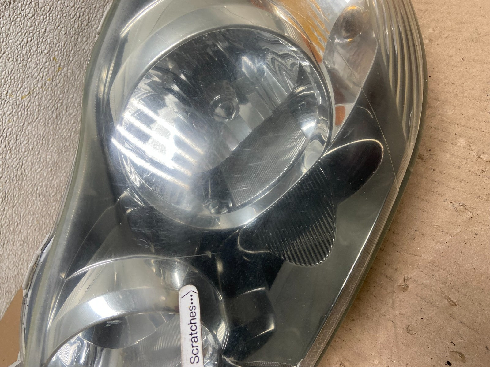 2005 to 2008 Toyota Corolla Left Driver LH side Headlight Oem AB5930 DW3