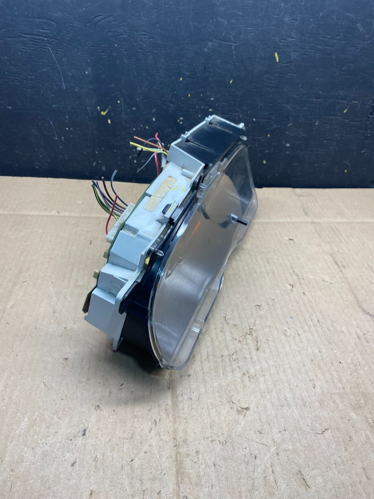 2001 - 2002 Ford Econoline E250 E350 Van Speedometer Instrument Cluster P9290 DG1
