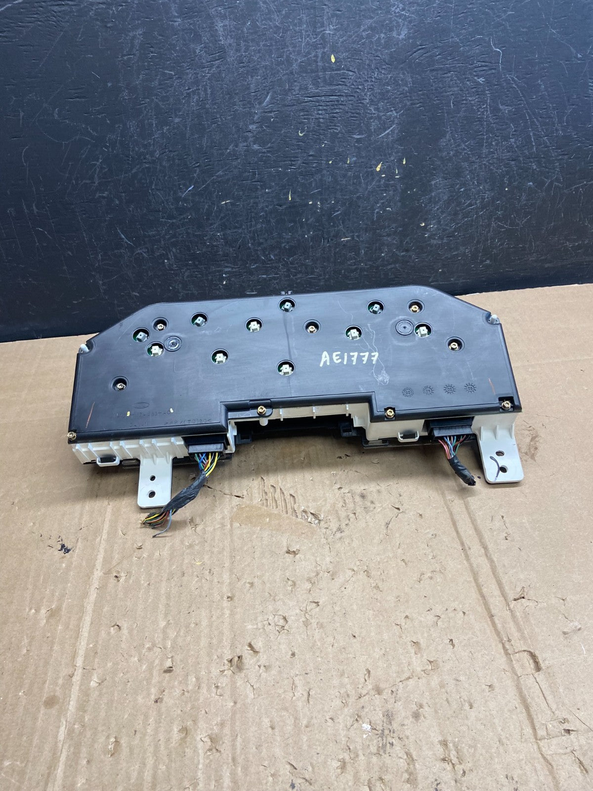 2002 Ford Explorer Speedometer Cluster Gauge AE17777 DG5
