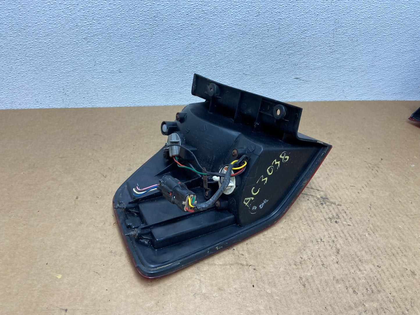 2009 2010 2011 Kia Borrego Right Passenger Side Tail Light AC3038 DW4