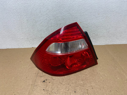 2005 2006 2007 Ford Five Hundred Left Driver Lh Side Tail Light AE98960