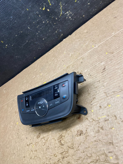 2015-2017 Nissan Sentra Climate Control Unit Heater Ac Temperature Hvac W3442 DG1