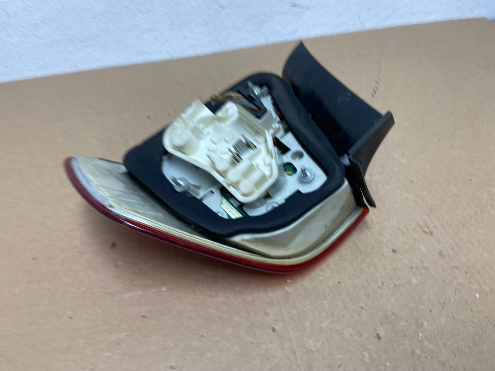 2009 2010 BMW 323i 325i 328i 335i 3 Series Left Driver Tail Light OEM AC0026 DW4