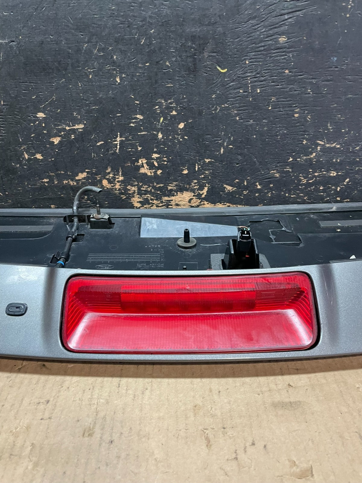 2011-2015 Ford Explorer Rear Upper Tailgate Liftgate Wing Spoiler  Oem y9572 DG7