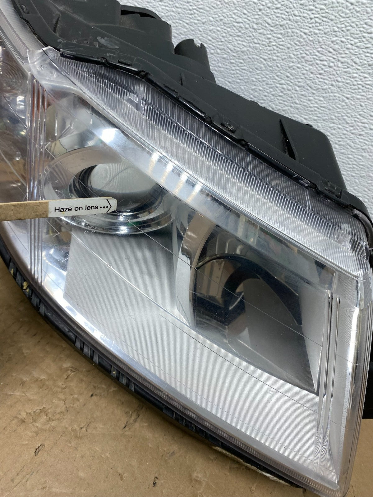 2008 - 2014  Subaru Tribeca Right Passenger Side Halogen Headlight OEM AB6886 DW4