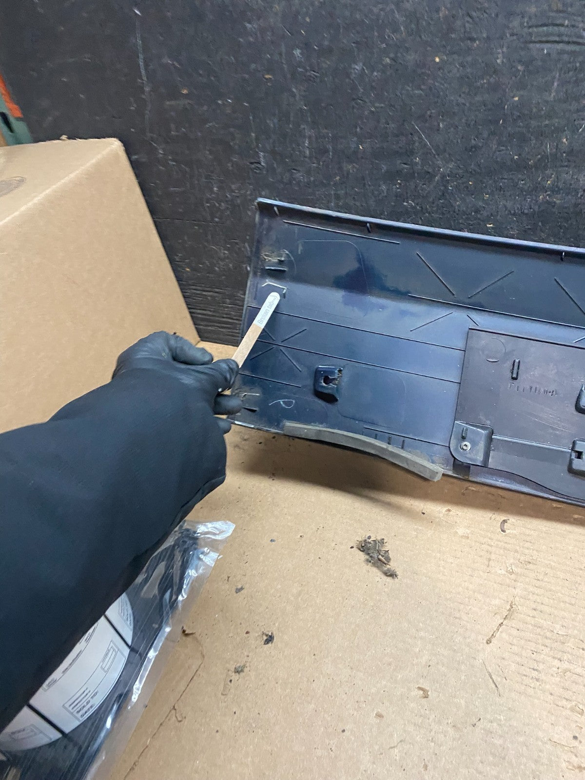 2011-2018 Dodge Grand Caravan Black Rear Tail Gate Trim Molding Panel v7169 DG11