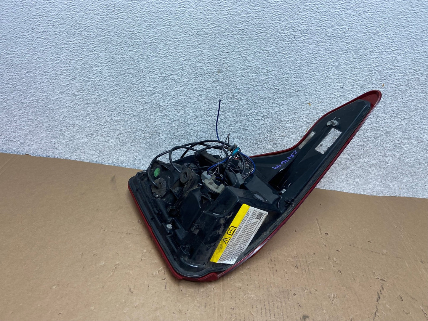 2020 2021 2022 2023 Ford Explorer Right Passenger Side Tail light AD7983 LK5