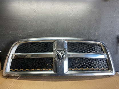 2013 to 2018 Dodge Ram 1500 Front Bumper Grille Grill AB30020