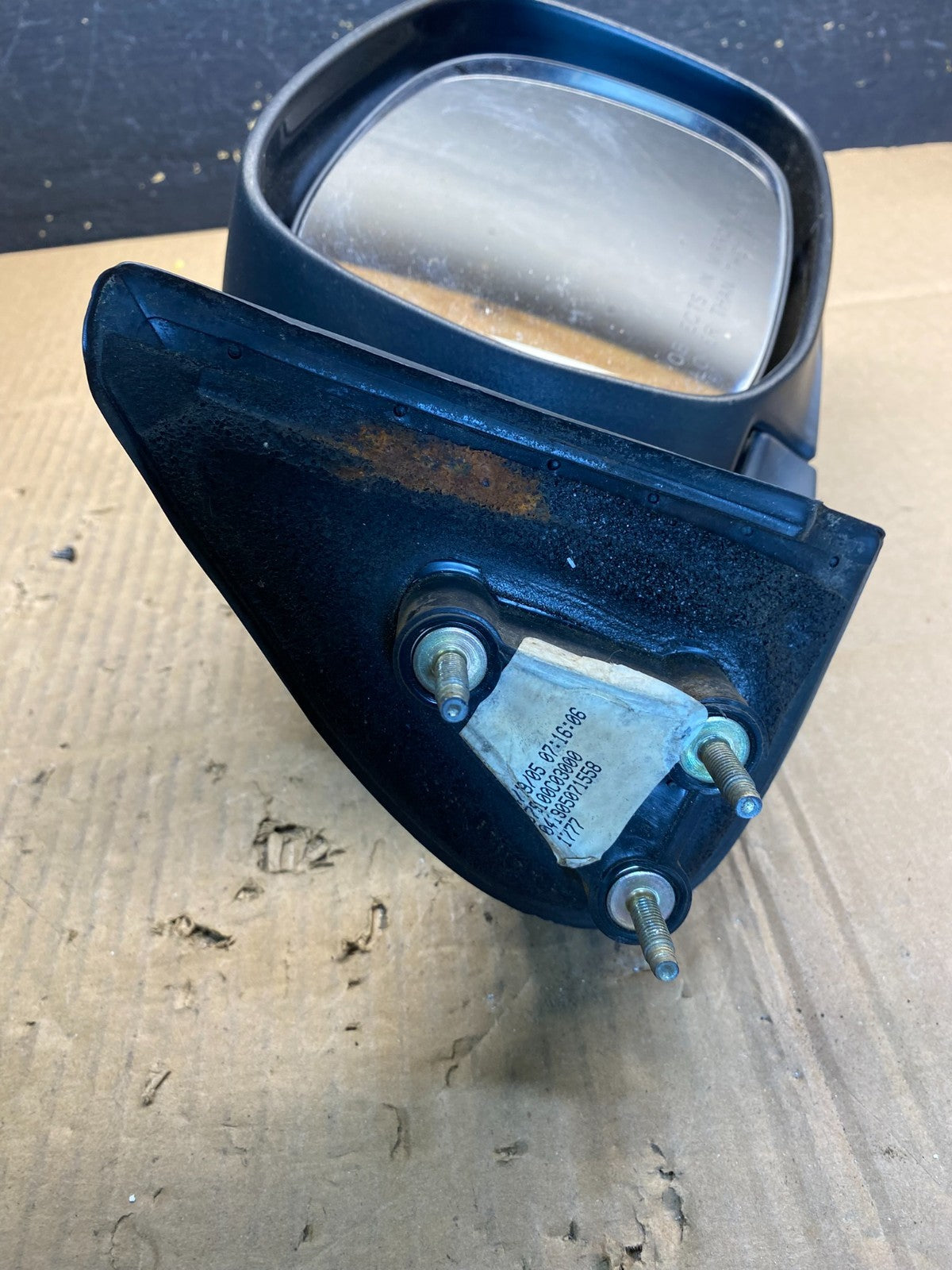 2000 to 2006 Toyota Tundra Right Passenger RH Side Door View Mirror AA7370 MS4