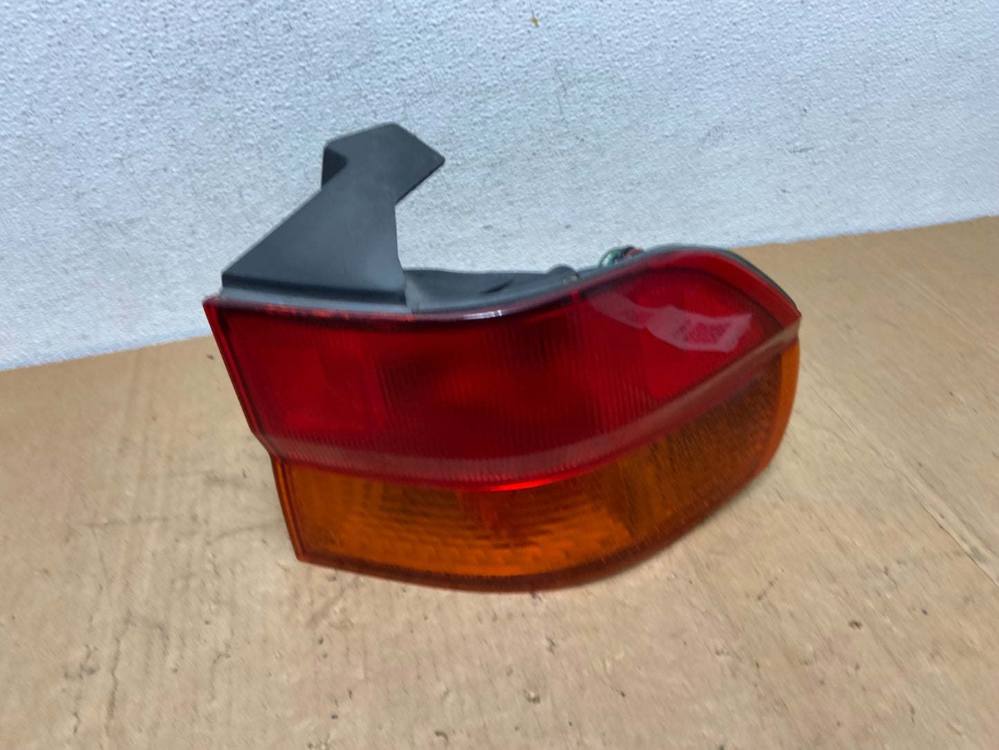 1999 2000 2001 Honda Odyssey Right Passenger Side Tail Light AD1310 LK0