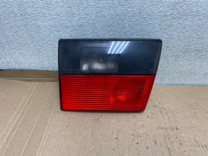1999 2000 2001 Saab 9-5 Wagon Left Driver LH Side Inner Tail Light U8300 DG0