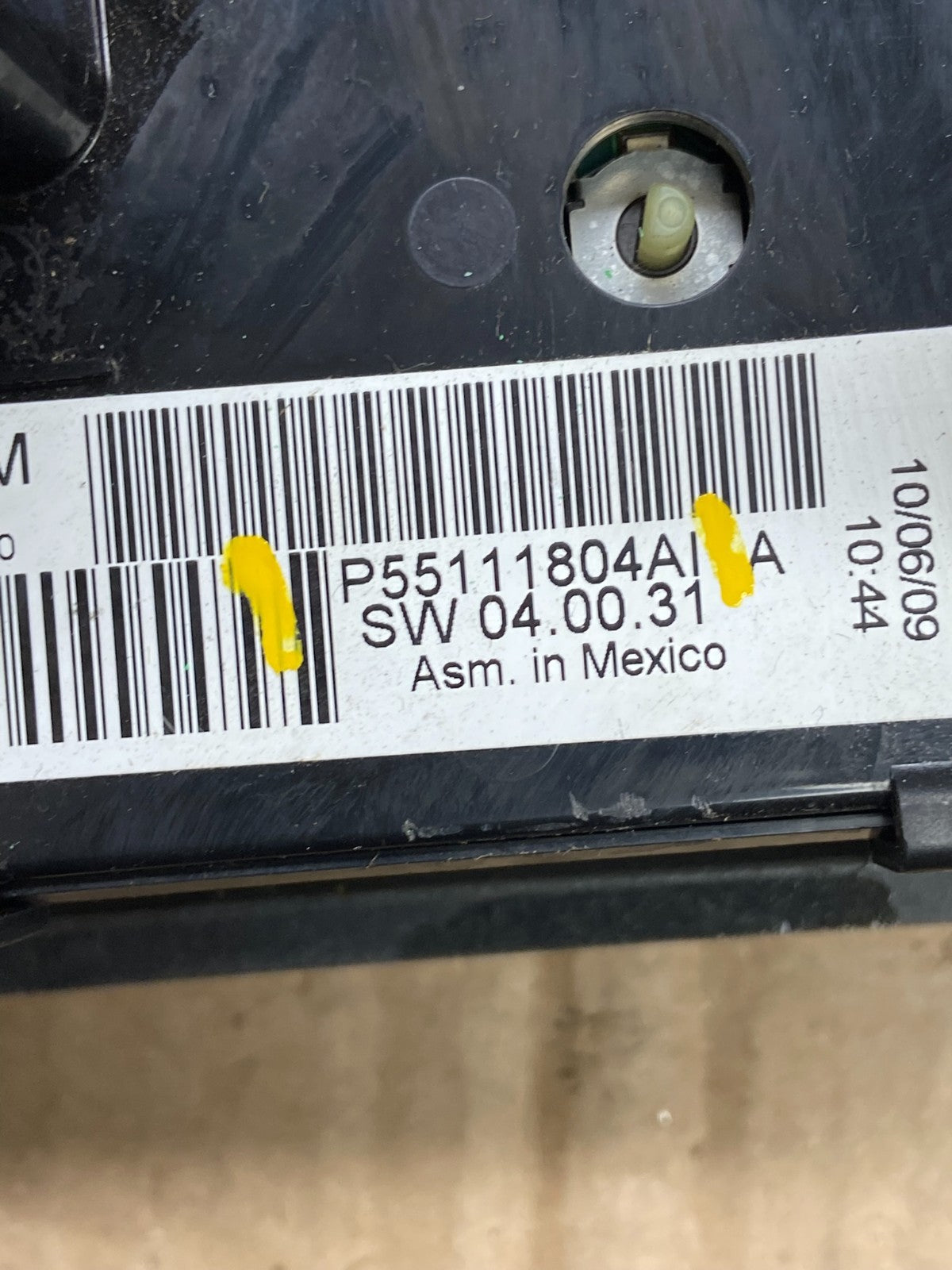 2008 - 2010 Dodge Grand Caravan Radio Bezel Climate Control Heat Heater x5761 DG6