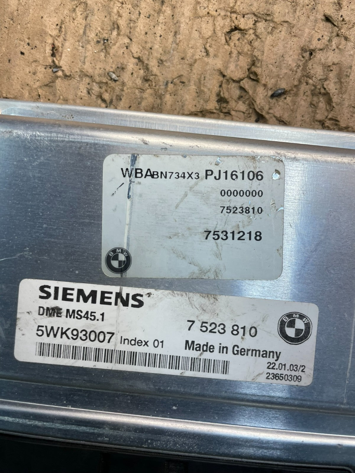 2003 2004 2005 Bmw 325i X3 Ecm Ecu Engine Computer Module OEM U1600 DG3