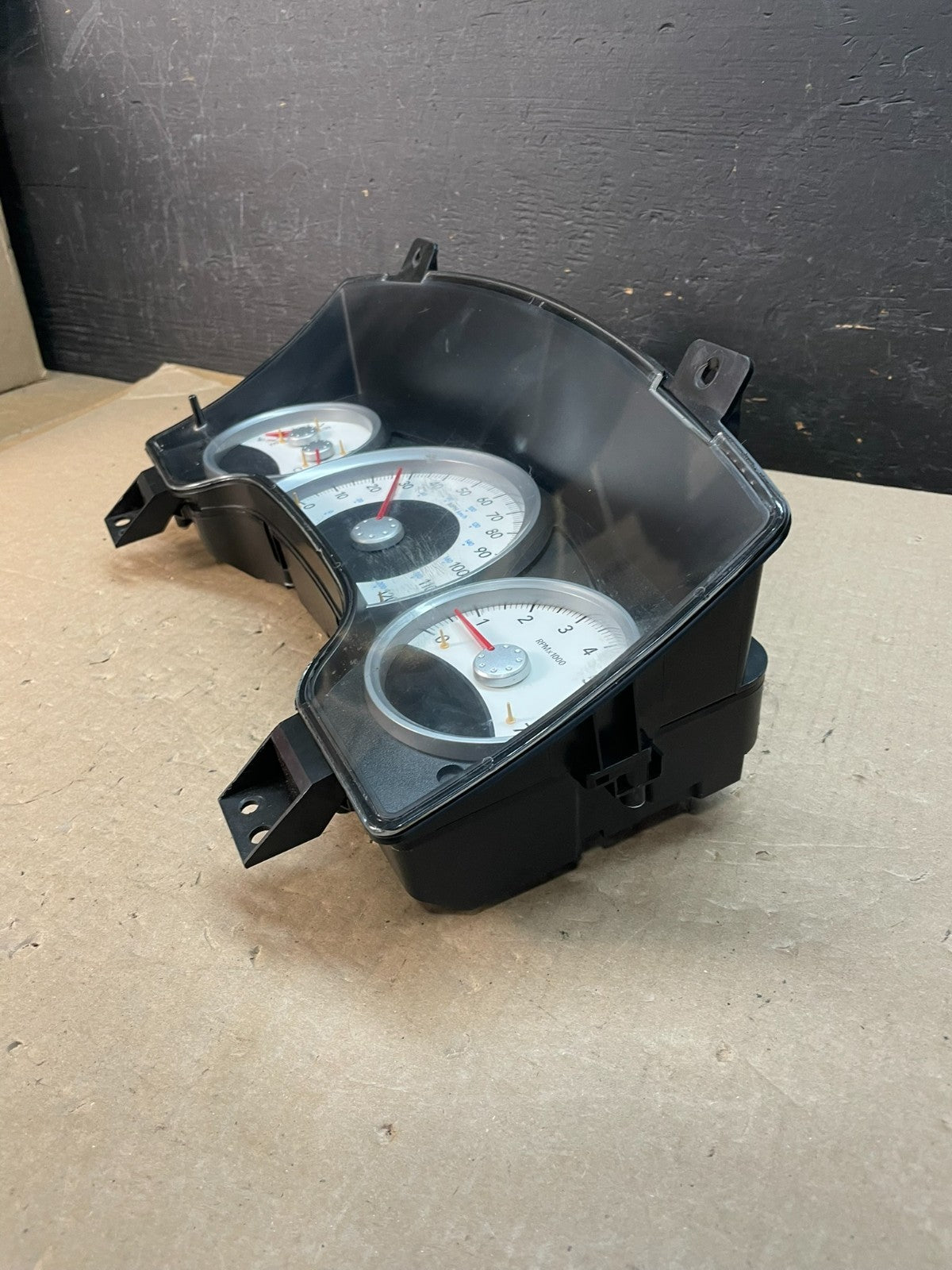 2006 Dodge Durango Speedometer Instrument Cluster Gauge AE3377 DG2