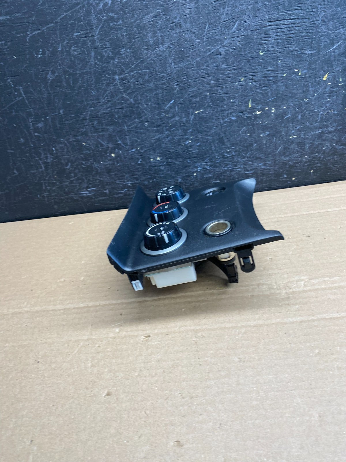 2011 to 2015 Nissan Rogue Heater Temperature AC Climate Control AG0037 DG1