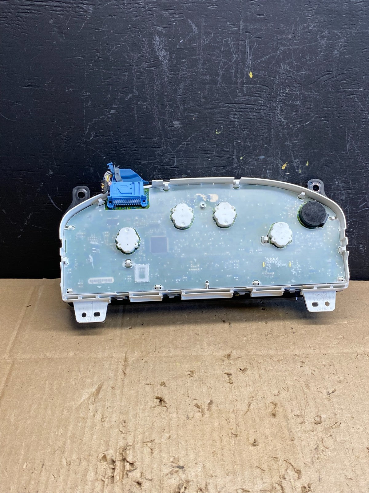 2008 to 2012 Ford Escape Speedometer Cluster Gauge AC46354