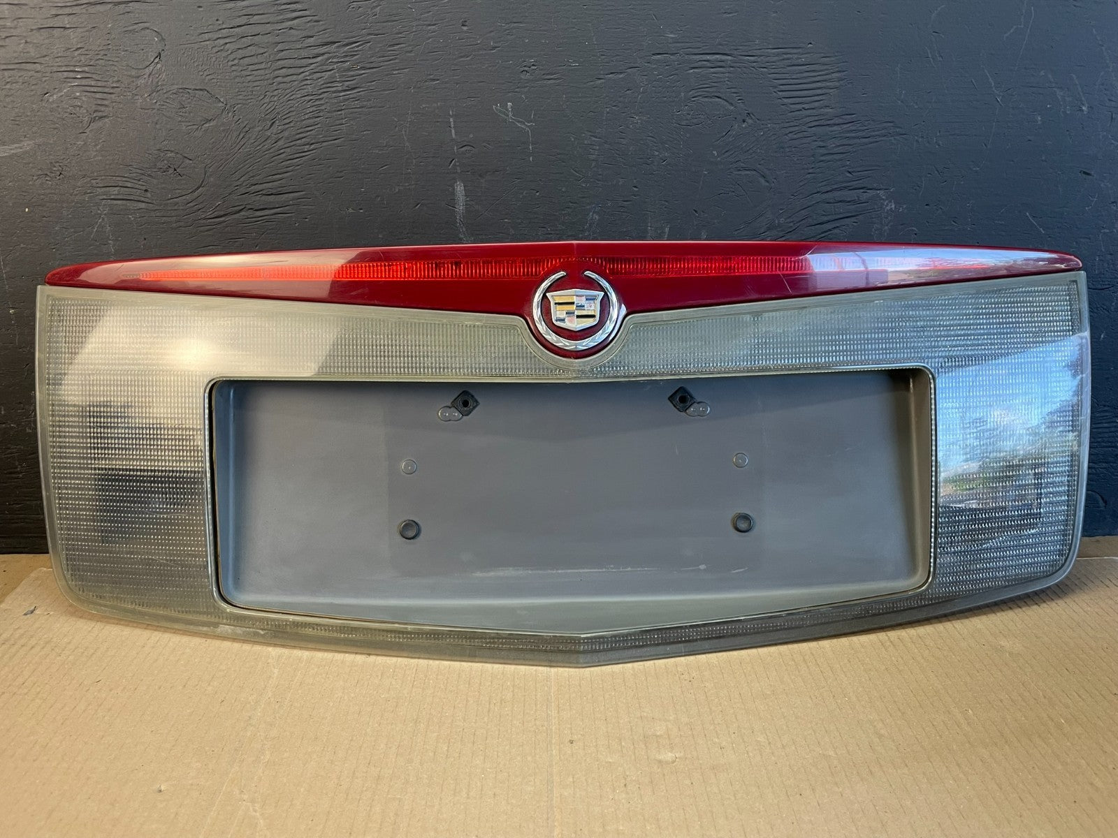 2003-2007 Cadillac CTS Trunk Panel Lid Backup License Plate 3rd Light AC19940