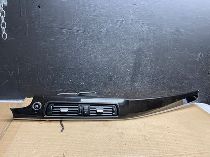 2011-2016 BMW F10 528i 535i 550i Center Hazard Air Vent AH3998 DG0
