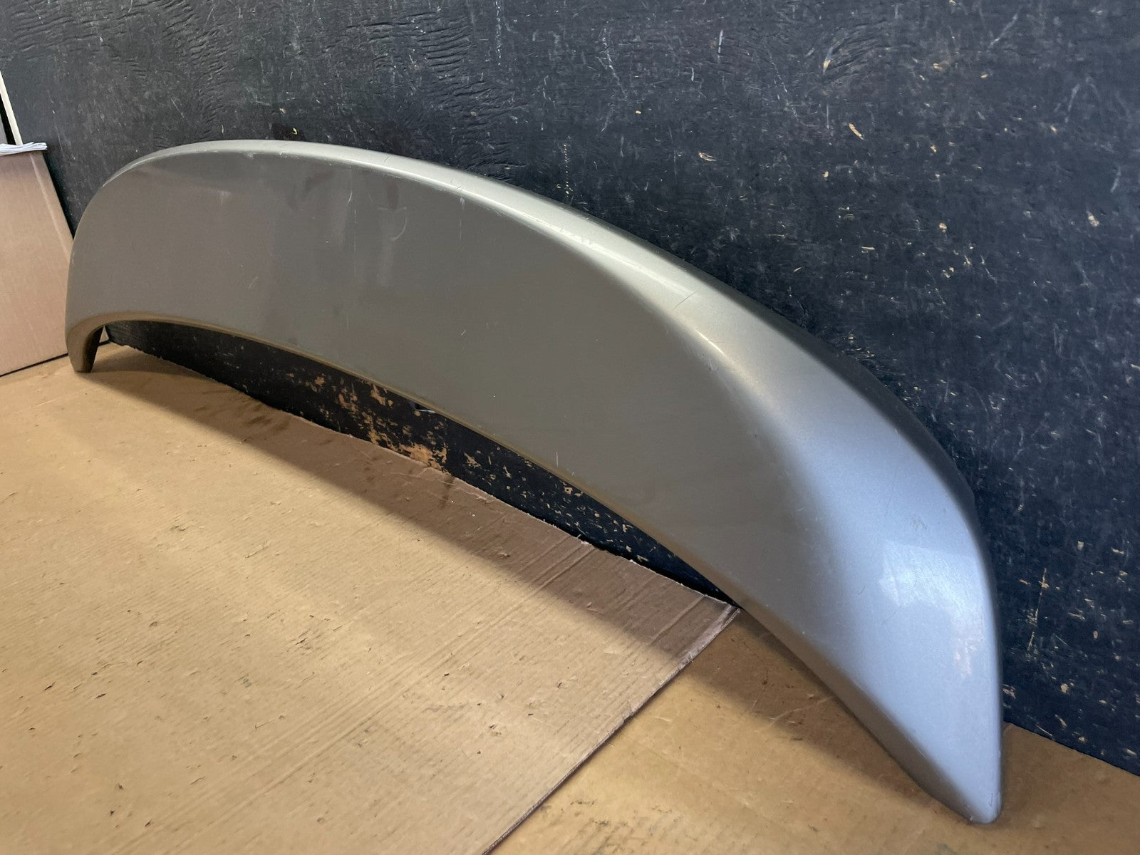 2002 to 2004 Infiniti i35 Rear Tailgate Liftgate Spoiler Wing W/ Light AA21442