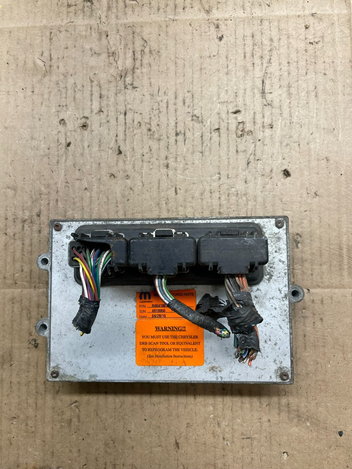 2001 Jeep Cherokee 4.0L Ecm Ecu Computer Module R1959 DG0