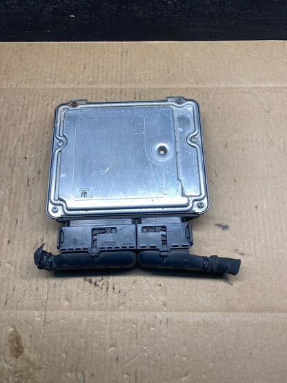 2008 2009 Volkswagen CC Passat 2.0L ECM Engine Control Unit ECU AD5095 DG1