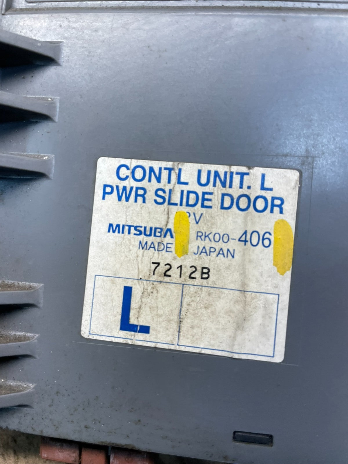 2005 - 2007 Honda Odyssey Rear Left Driver Sliding Door Module u1300 DG3