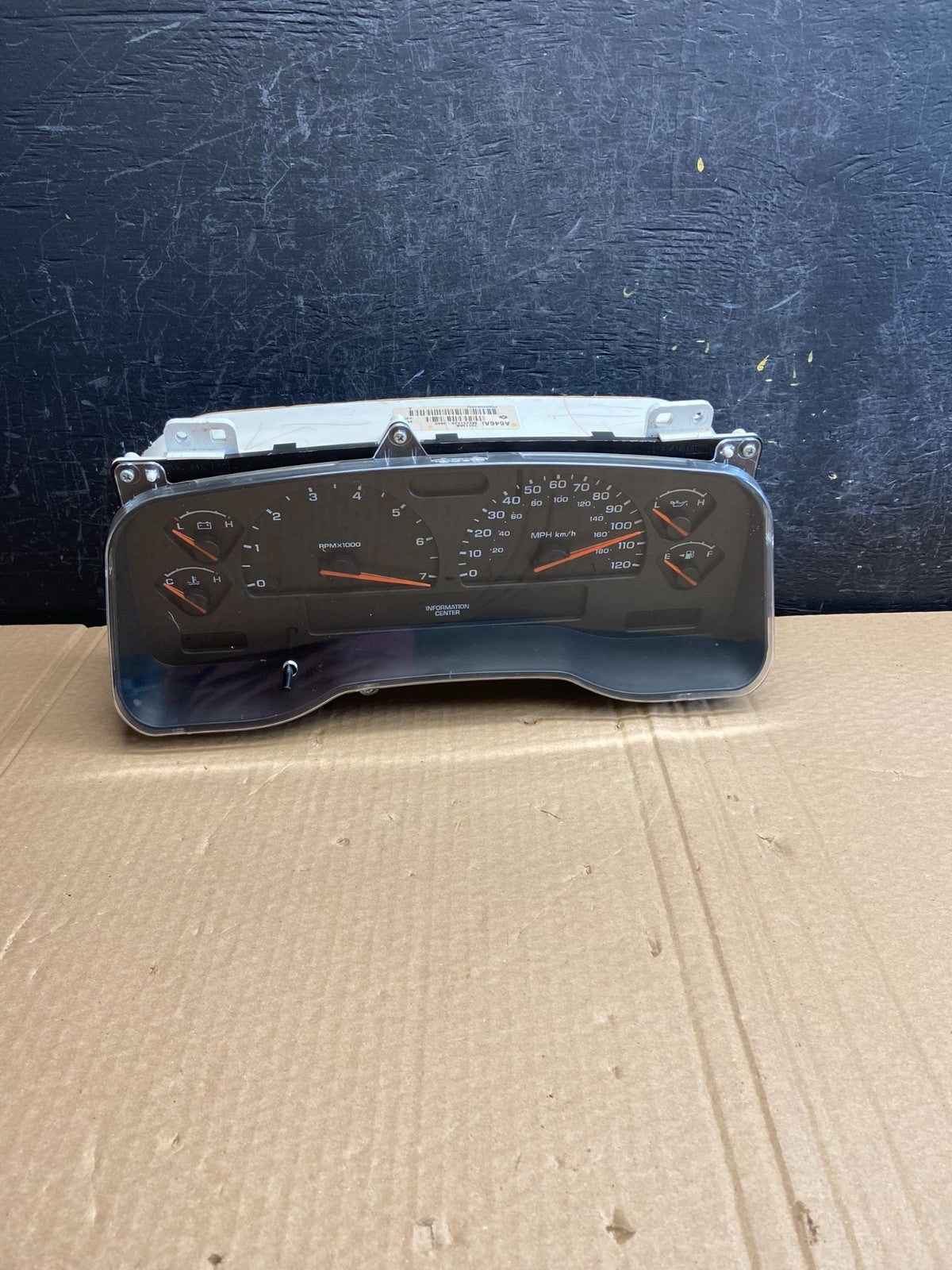 2003 Dodge Durango 4.7L Speedometer Instrument Cluster Gauge AF6134 DG0