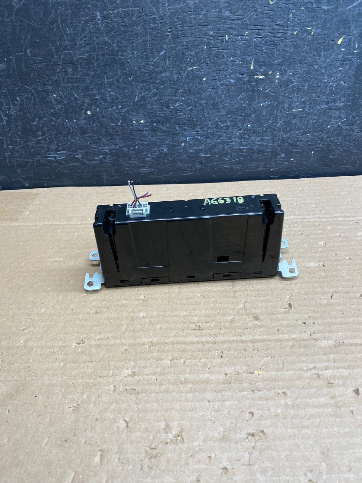 2008-2012 Ford Escape Mariner Dash Clock Display Information Screen AG63183