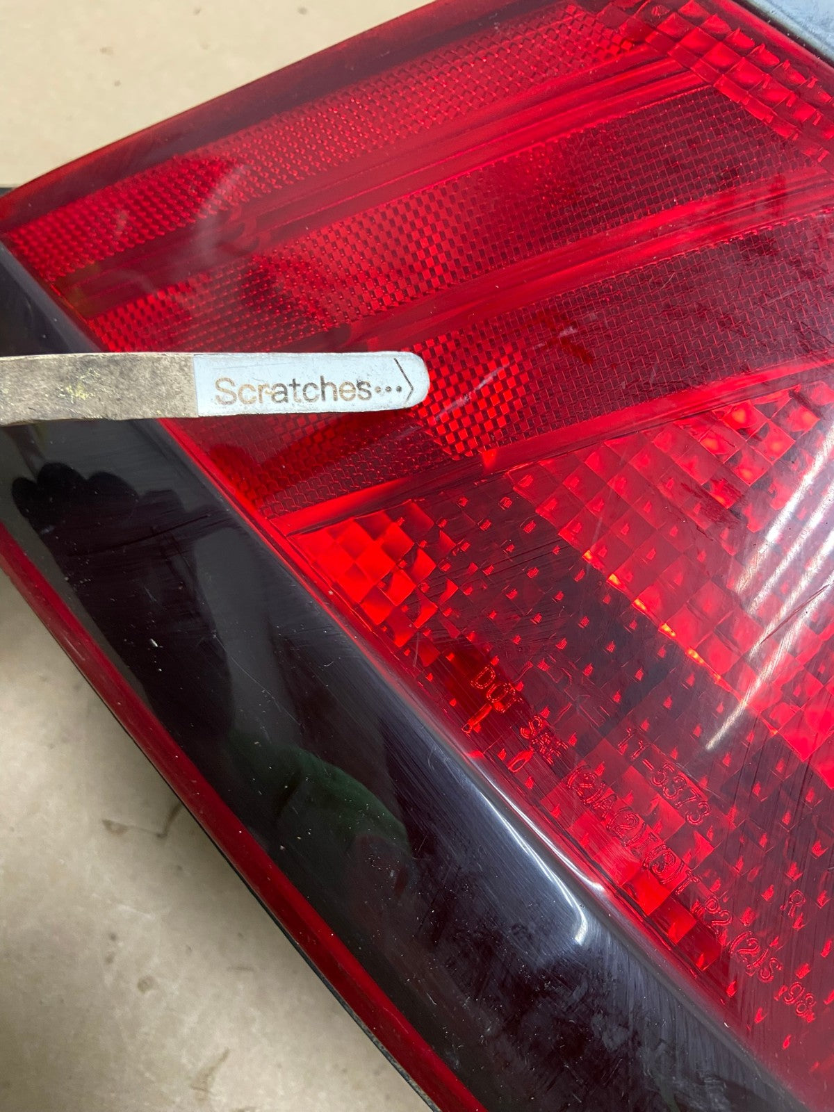 1998 to 2002 Mercury Grand Marquis Right Passenger Rh Side Tail Light AG4436 LK3