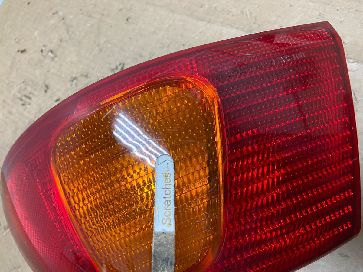 1998 1999 2000 Toyota Corolla Right Passenger Side Tail light DEPO AI9411 LK3