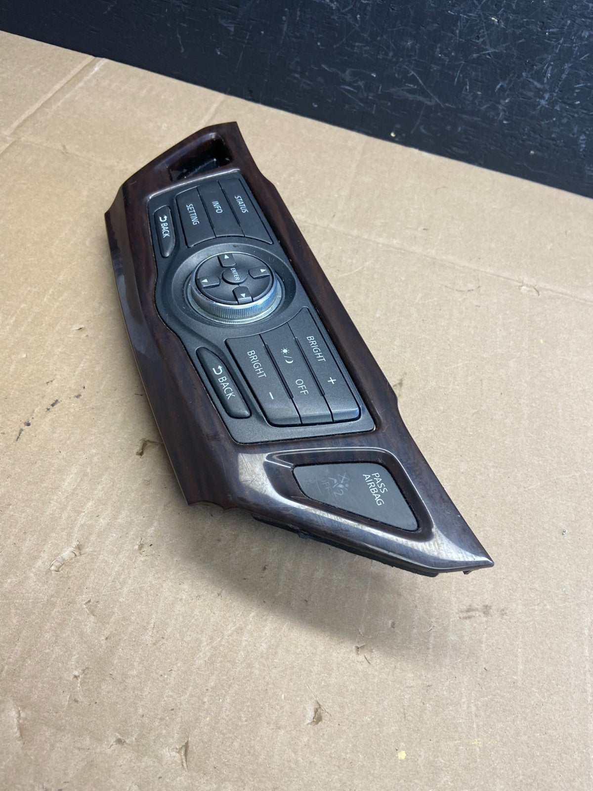 2013 to 2018 Nissan Pathfinder Radio Audio Information Control OEM AB9261 DG2