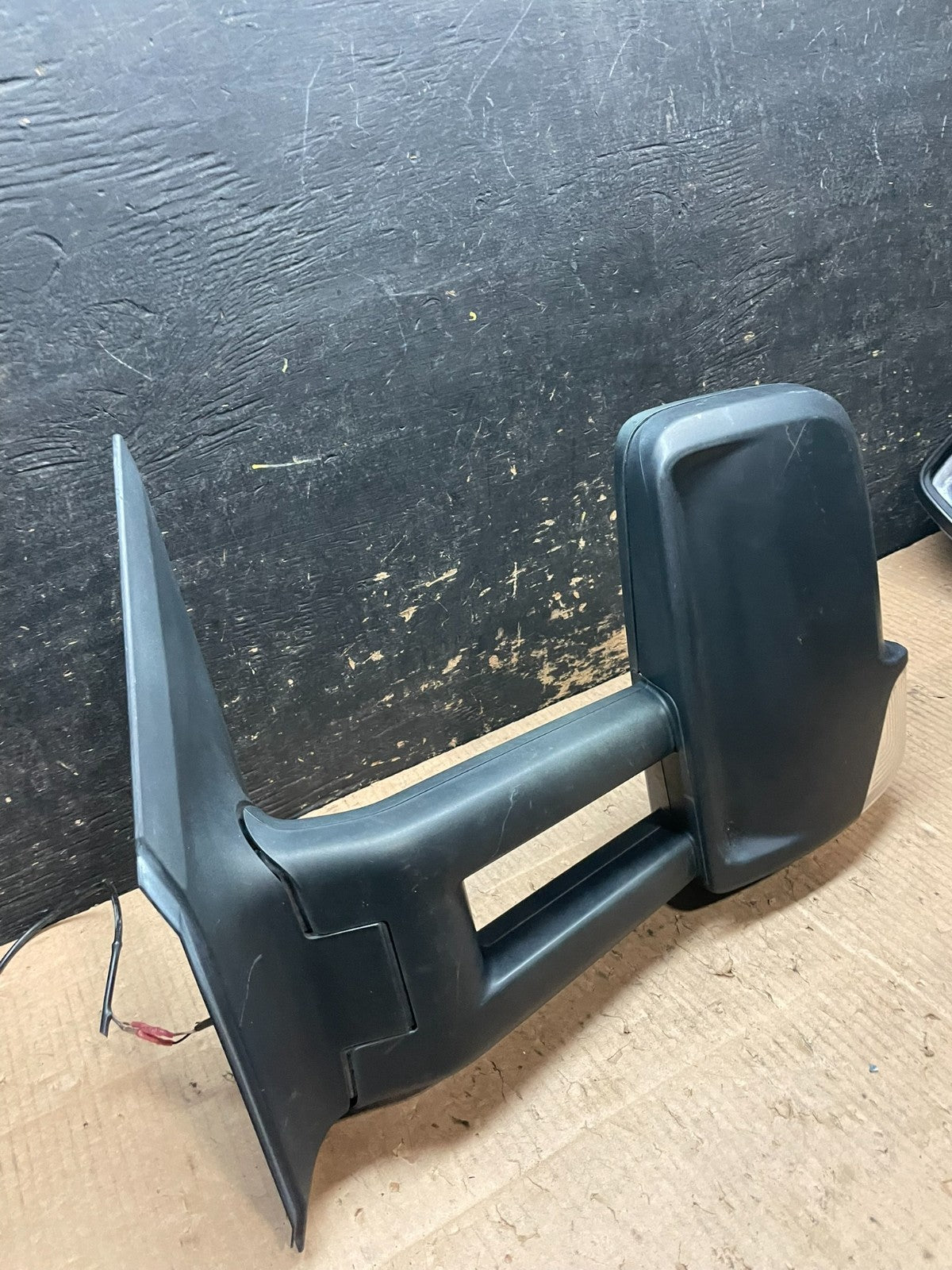 2007 to 2018 Mercedes-Benz Sprinter Left Driver Side View Door Mirror Y6337 DG2
