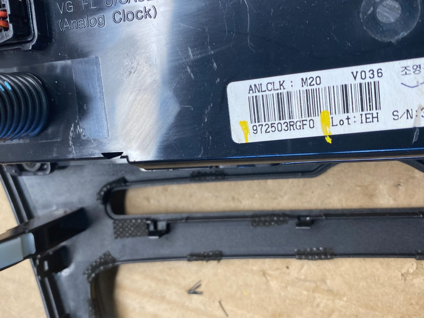 2014 2015 2016 Kia Cadenza  AC Heat Temperatue Climate Control Switch T1347 DG5