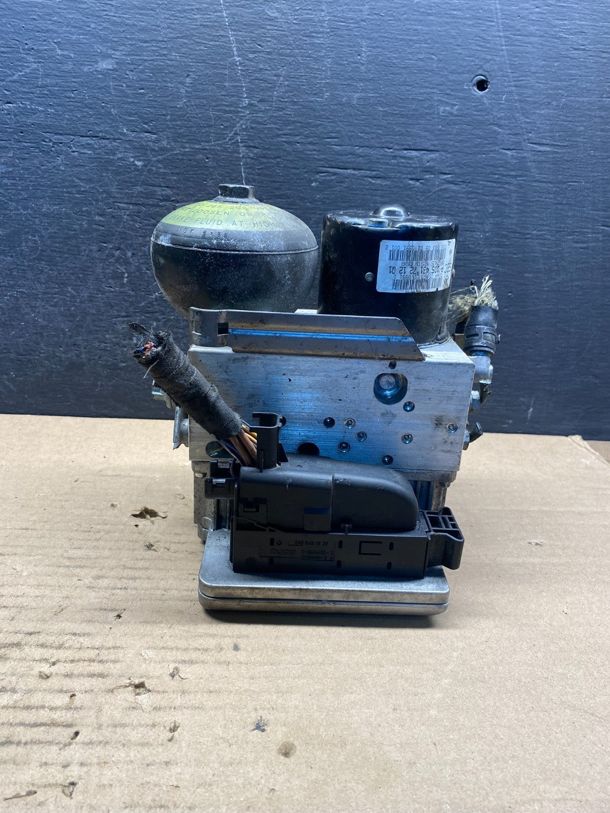 2003-2006 Mercedes E500 E55 E350 ABS Anti Lock Brake Pump Module ae2237 DG1