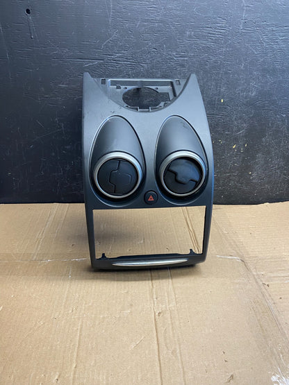 2011 2012 2013 Nissan Rogue Dash Upper Center Radio Bezel Trim AF2757 DG0