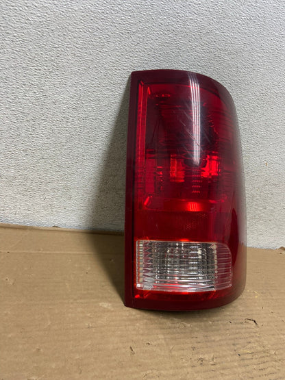 2010 to 2018 Dodge Ram 1500 Right Passenger RH Side Tail Light AG9283 LK1